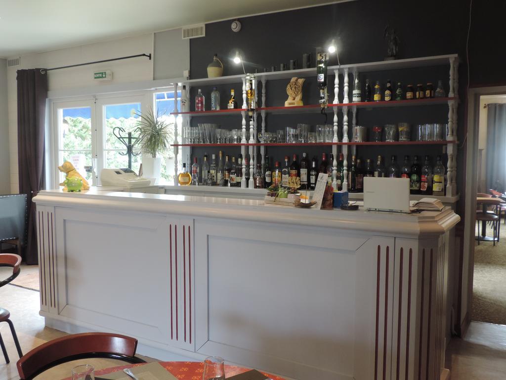 Hotel Restaurant Le Chalet Guéméné-Penfao Zewnętrze zdjęcie